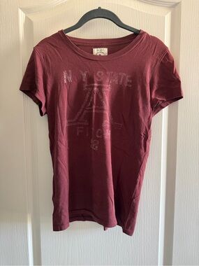 Abercrombie & Fitch Short Sleeve Tee - Burgundy